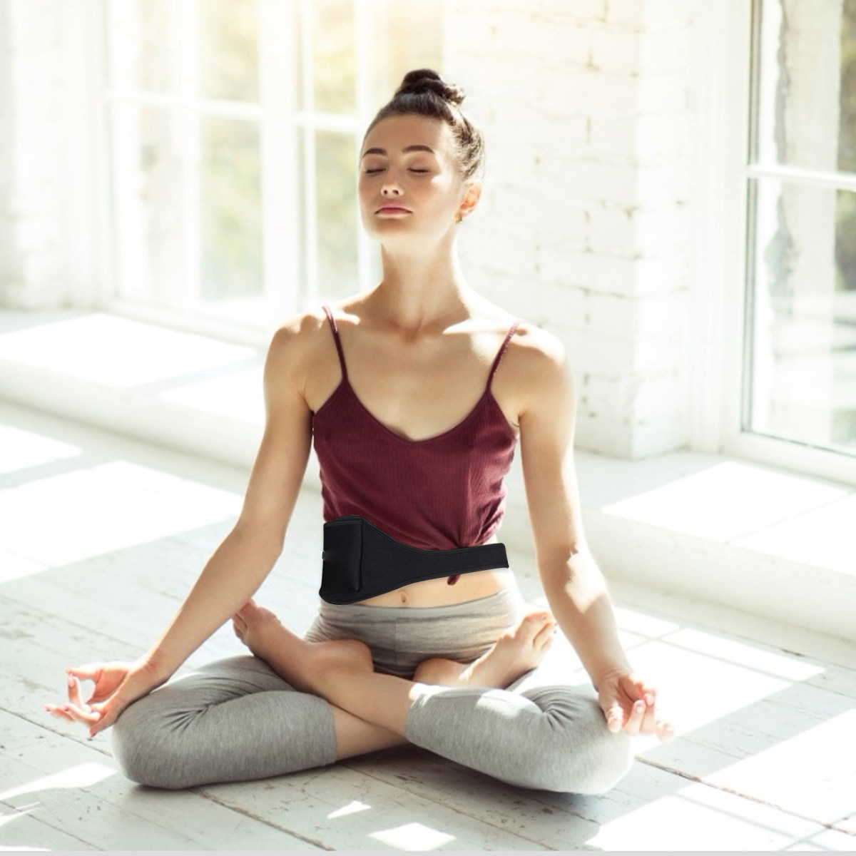 Microphone Transmitter Pouch M - Pilates Yoga Instructor ulasan dan harga